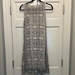 Club Monaco Elegant Blue and White Floral Sleeveless Lined Dress